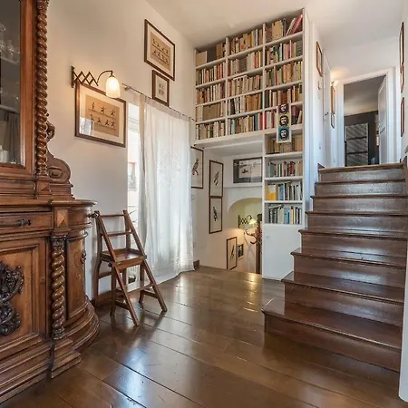 Trastevere Panoramic Rooftop Loft *