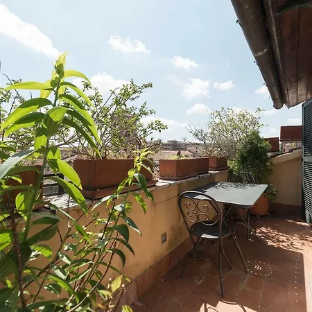 Appartement Trastevere Panoramic Rooftop Loft Rome